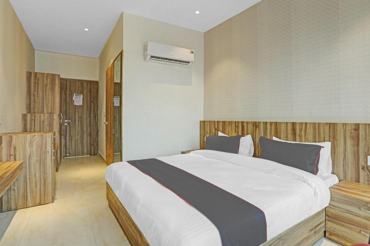 Hotel Collection O 85238 Tulika Garden Izatnagar Zewnętrze zdjęcie
